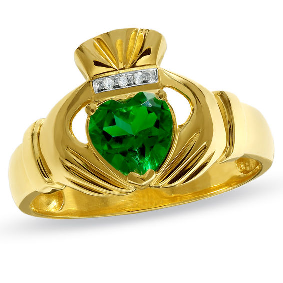 Men's LabCreated Emerald Claddagh Ring in 10K Gold with Diamond