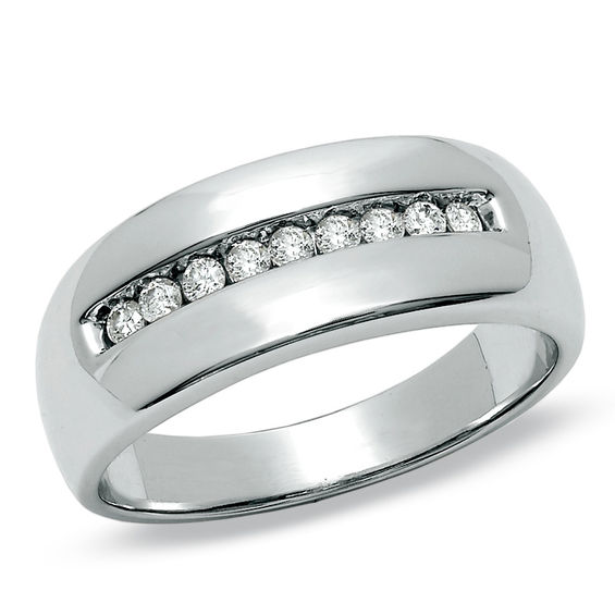 Men�s 1/4 CT. T.W. Diamond Wedding Band in 14K White Gold