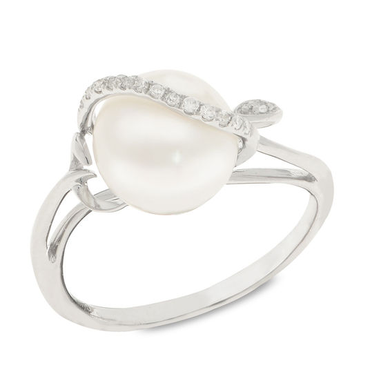 9.0 - 9.5mm Cultured Freshwater Pearl and Diamond Accent Ring in 