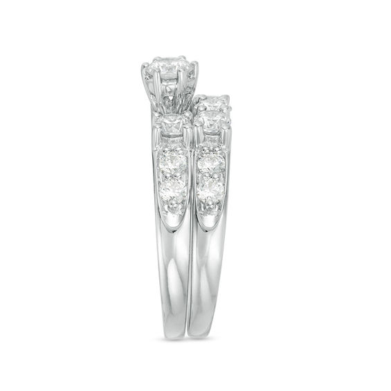 3 CT. T.w. Diamond Past Present FutureÂ® Bridal Set in 14K White Gold