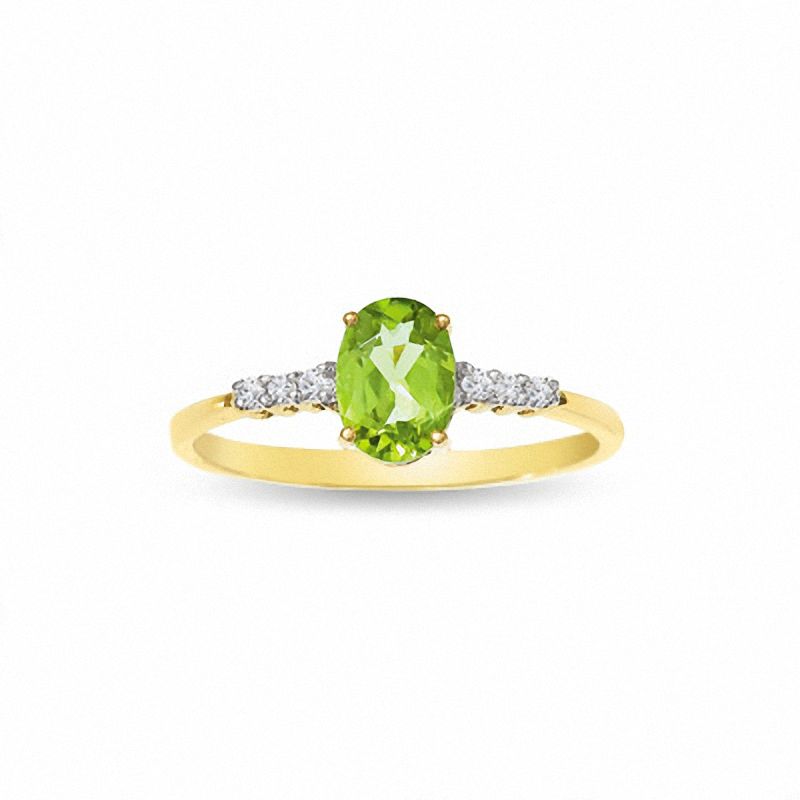 Oval Peridot Ring in 10K Gold with Diamond Accents