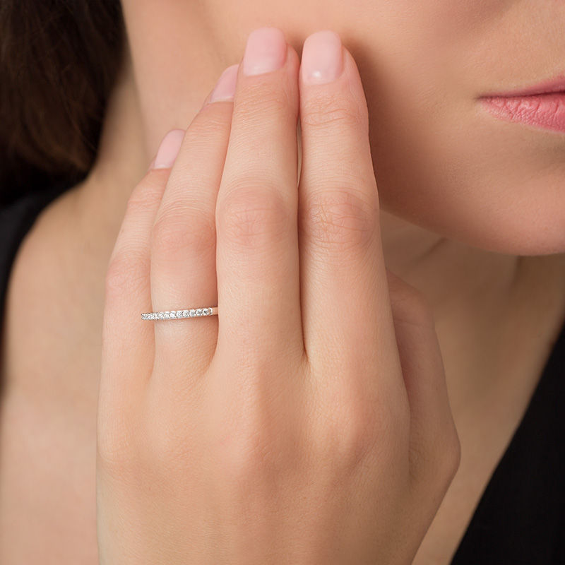 Main Image 3 of 1/8 CT. T.W. Colorless Diamond Wedding Band in 18K White Gold