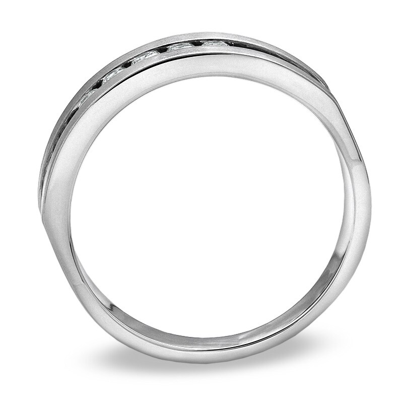 Men's 1/4 CT. T.W. Diamond Five Stone Band in 14K White Gold