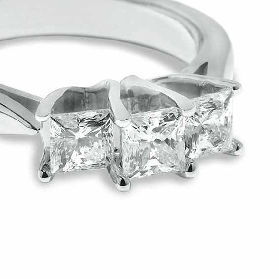 独特の上品 Celebration Lux® 1 CT. T.W. Princess-Cut Certified Diamond 小物・アクセサリー