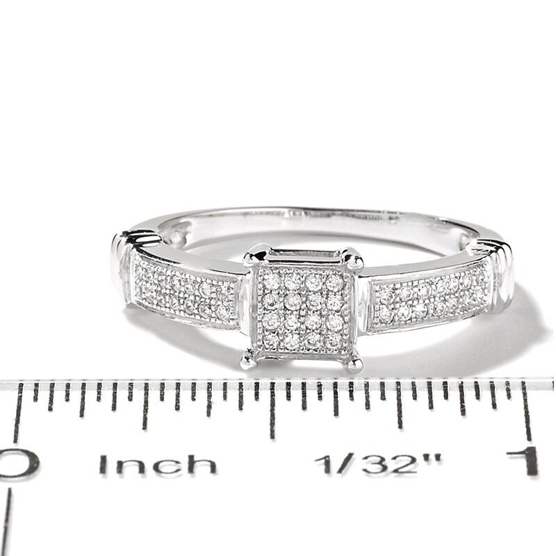 1/8 CT. T.W. Multi-Diamond Square Collar Ring in 10K White Gold | Zales