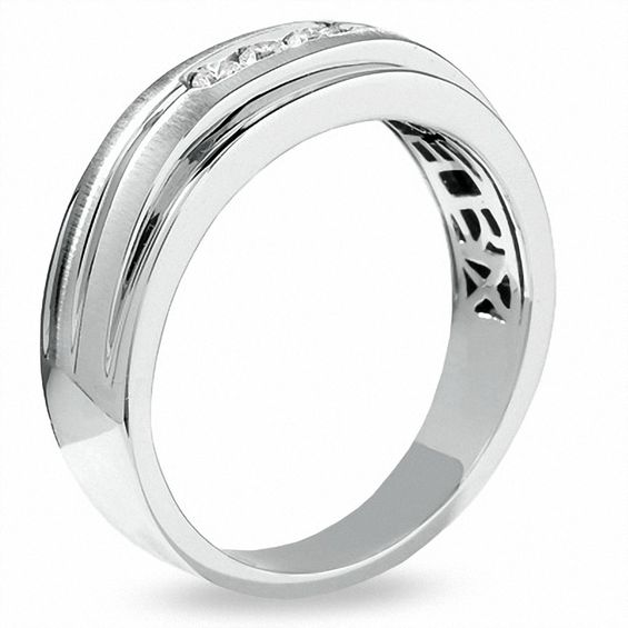 1/5 CT. T.w. Diamond Three Stone Band in 14K White Gold