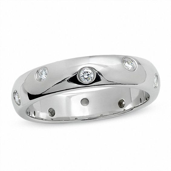 1/7 CT. T.w. Diamond Five Stone Flush Stack Band in 14K White Gold