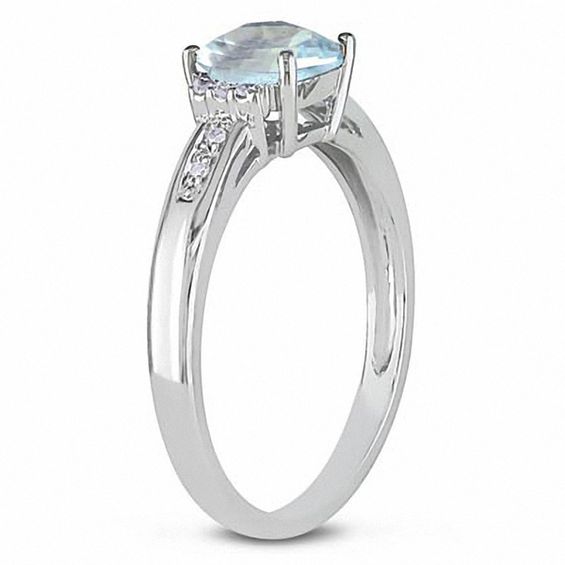 Cushion-Cut Aquamarine and Diamond Engagement Ring 10K White Gold