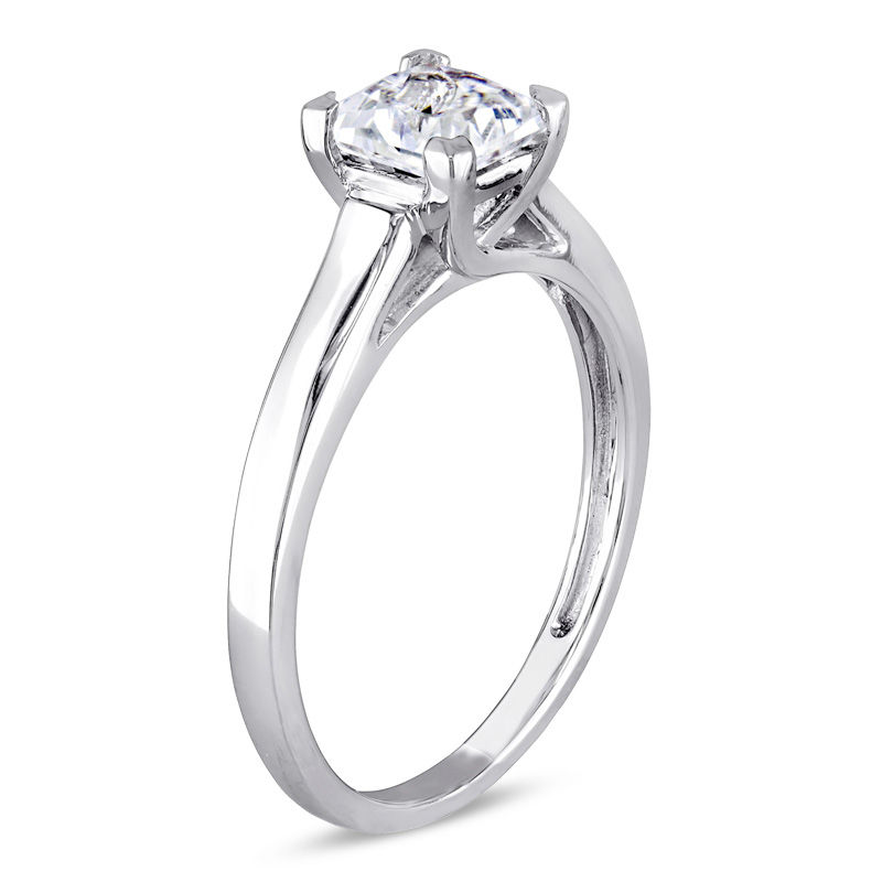 5.5.0mm Princess-Cut Lab-Created White Sapphire Solitaire Engagement Ring in 10K White Gold