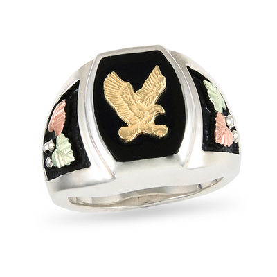 Men S Black Hills Gold Eagle Onyx Ring In Sterling Silver Zales