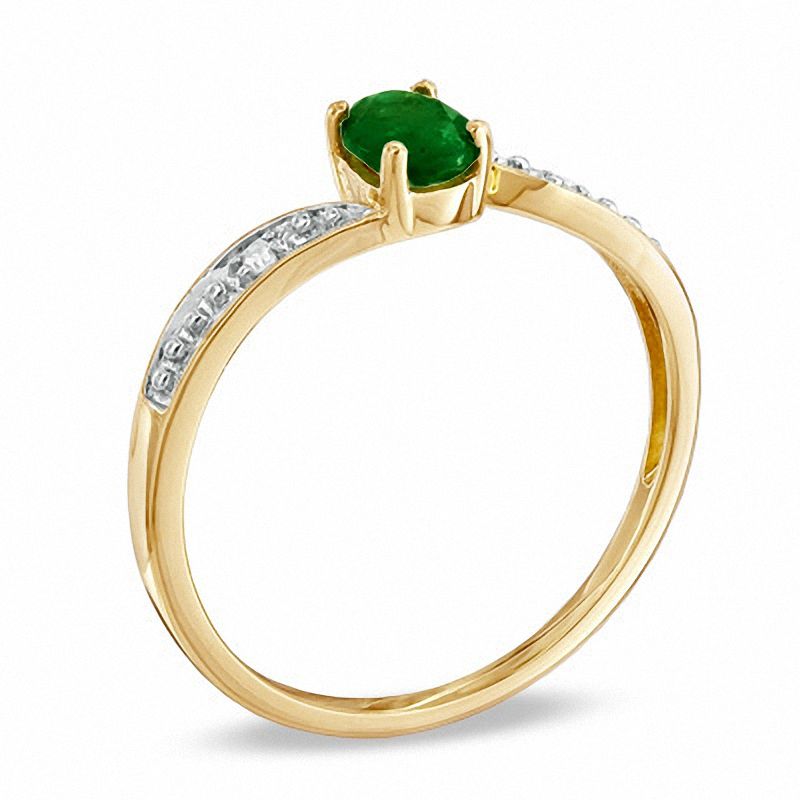 Oval Emerald and Diamond Ring in 10K Gold