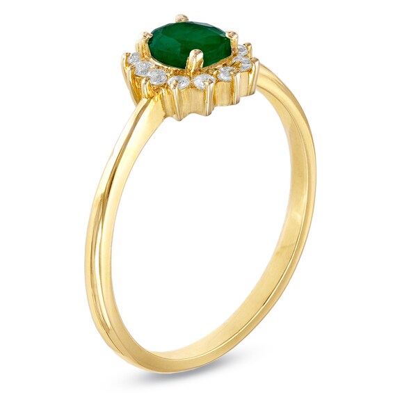 Oval Emerald and Diamond Ring in 10K Gold