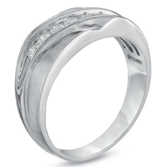 1/2 CT. T.w. Diamond Seven Stone Wedding Band in 10K White Gold