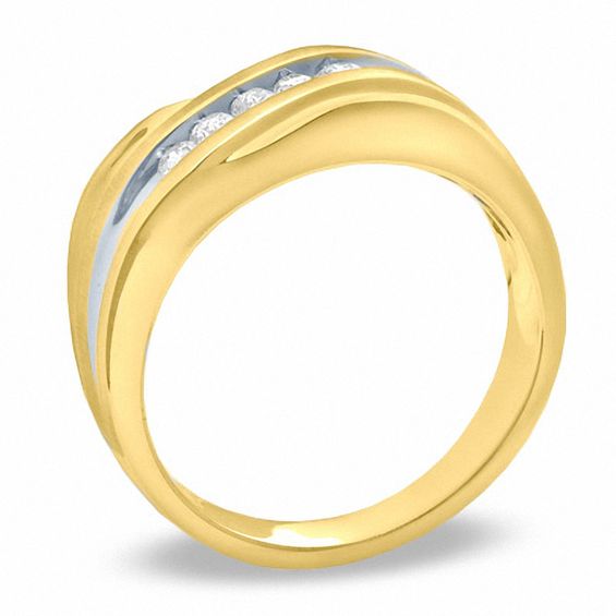 Men's 1/4 CT. T.w. Diamond Slant Wedding Band in 14K Gold