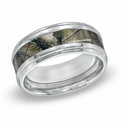 Men S 9 0mm Realtree Ap Camouflage Inlay Comfort Fit Titanium Wedding Band Size 10 Zales