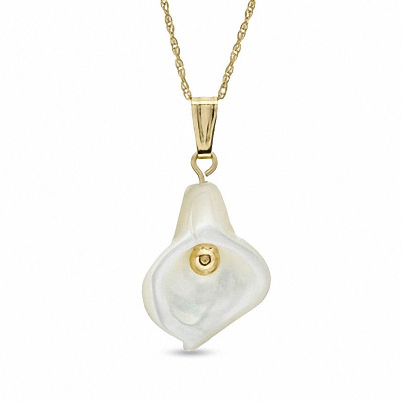 Main Image 1 of Mother-of-Pearl Flower Pendant in 14K Gold