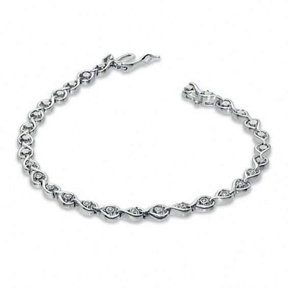 1/10 CT. T.w. Diamond Open Teardrop Link Bracelet in Sterling Silver