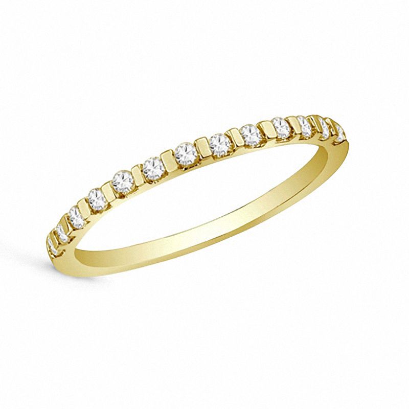 Main Image 1 of 1/8 CT. T.W. Diamond Anniversary Band in 10K Gold