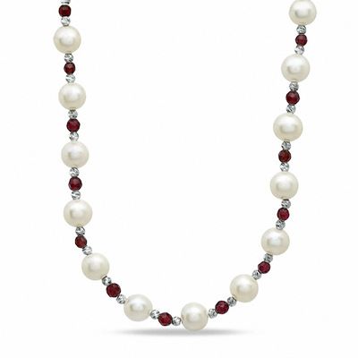 White/silver bead necklace