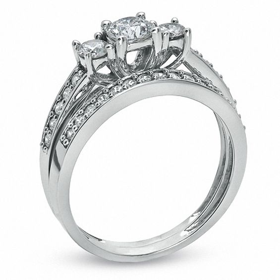7/8 CT. T.w. Diamond Three Stone Bridal Set in 10K White Gold