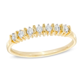 1/10 CT. T.W. Diamond Seven Stone Wedding Band in 10K Gold