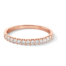 1/4 CT. T.W. Diamond Band in 14K Rose Gold