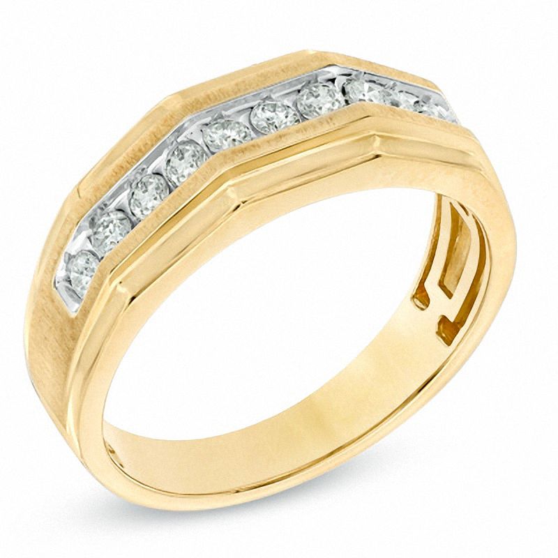 Main Image 2 of Men's 1 CT. T.W. Diamond Ring in 10K Gold