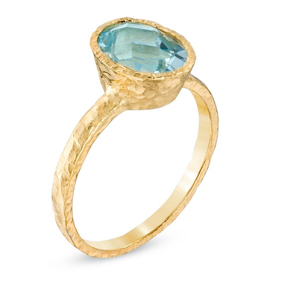 Piaraâ¢ Oval Blue Topaz Ring in Sterling Silver with 18K Gold Plate