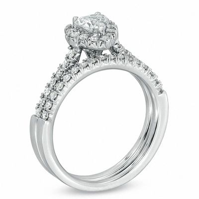 heart shaped wedding set