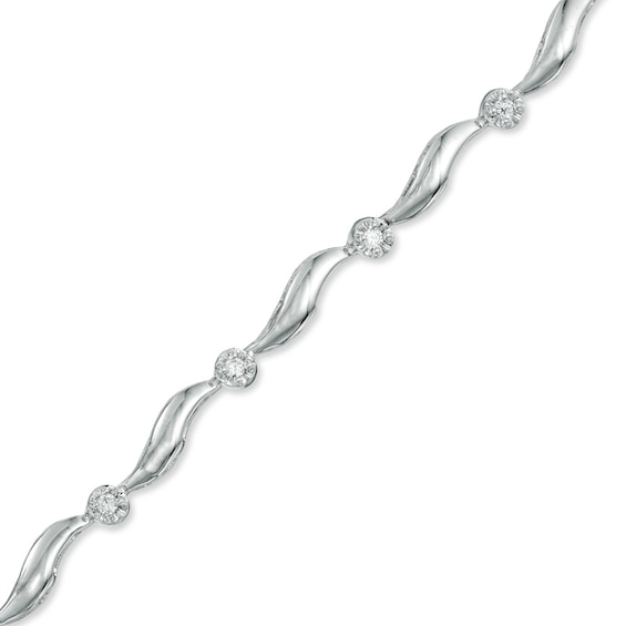 1/6 CT. T.w. Diamond Cluster Station Bracelet in 10K White Gold