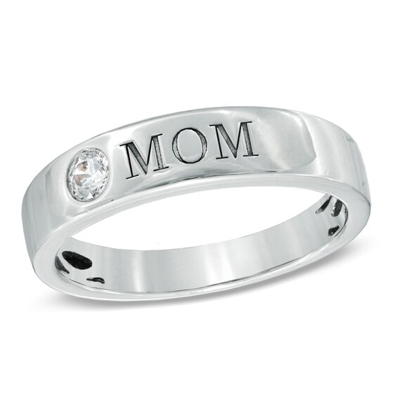 1/10 CT. Diamond Solitaire Mom Band in 10K White Gold