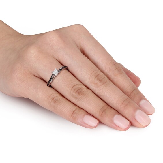 1/5 CT. T.W. Quad Princess-Cut Diamond Vintage-Style Engagement Ring in 10K White Gold 1/5 CT. T.W. Quad Princess-Cut Diamond Vintage-Style Engagement Ring in 10K White Gold