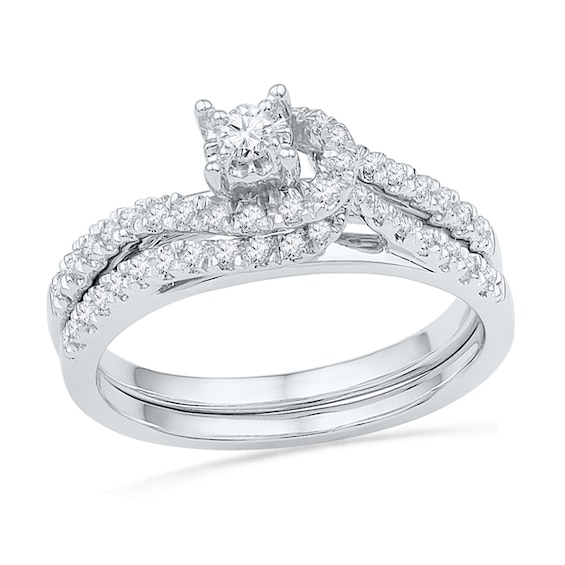 1/3 CT. T.w. Diamond Knot Bridal Set in 10K White Gold