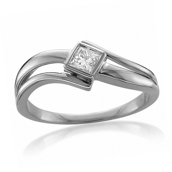 1/5 CT. PrincessCut Diamond Solitaire Promise Ring in 14K White Gold