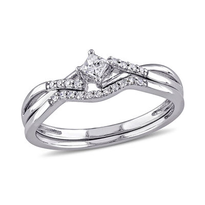 1 5 CT. T.W. Princess Cut Diamond Split Shank Bridal Set in
