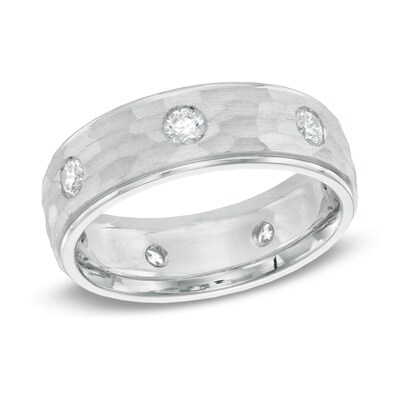 Men S 3 4 Ct T W Diamond Hammered Wedding Band In 14k White Gold