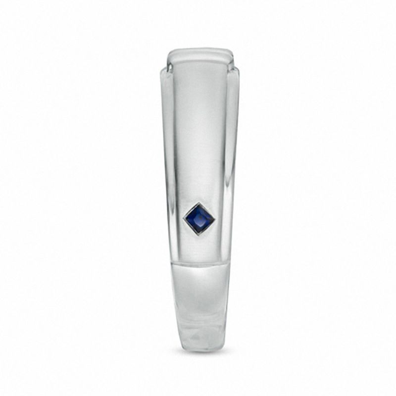 Main Image 3 of Vera Wang Men's 1/6 CT. Diamond Solitaire Wedding Band in 14K White Gold