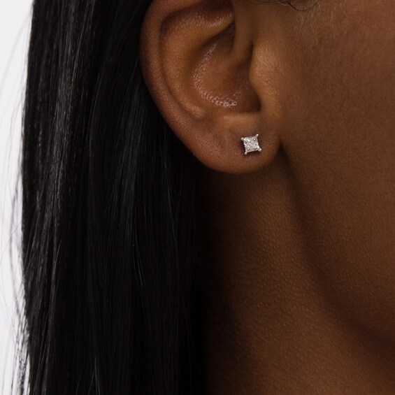 1/10 CT. T.w. Princess-Cut Diamond Solitaire Stud Earrings in Sterling Silver (J/I3)