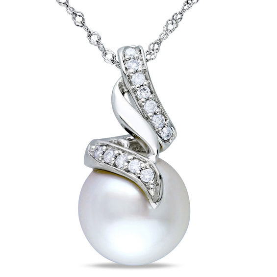 9.5 - 10.0mm Cultured South Sea Pearl and 1/10 CT. T.W. Diamond Swirl Pendant in 14K White Gold - 17" 9.5 - 10.0mm Cultured South Sea Pearl and 1/10 CT. T.W. Diamond Swirl Pendant in 14K White Gold - 17"