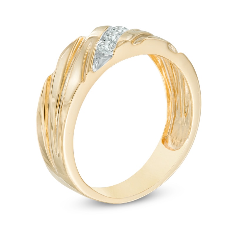 Men's 1/4 CT. T.W. Diamond Wedding Band in 10K Gold