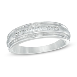 1/4 CT. T.W. Diamond Wedding Band in 10K White Gold