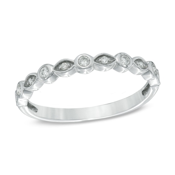 1/10 CT. T.w. Diamond Vintage-Style Band in 14K White Gold