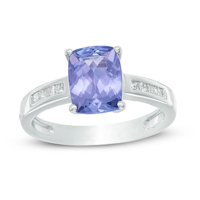 Cushion Cut Tanzanite And 1 6 Ct T W Princess Cut Diamond Ring