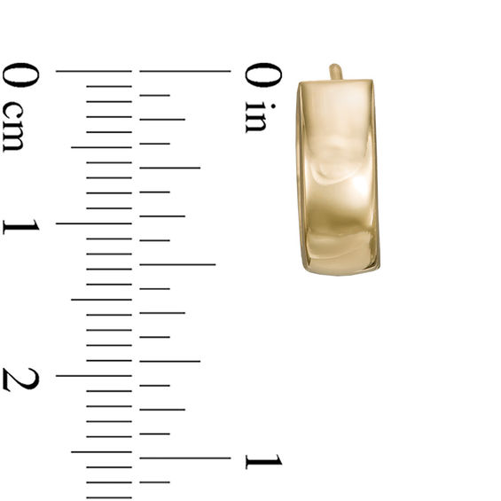 Huggie Hoop Earrings in 14K Gold