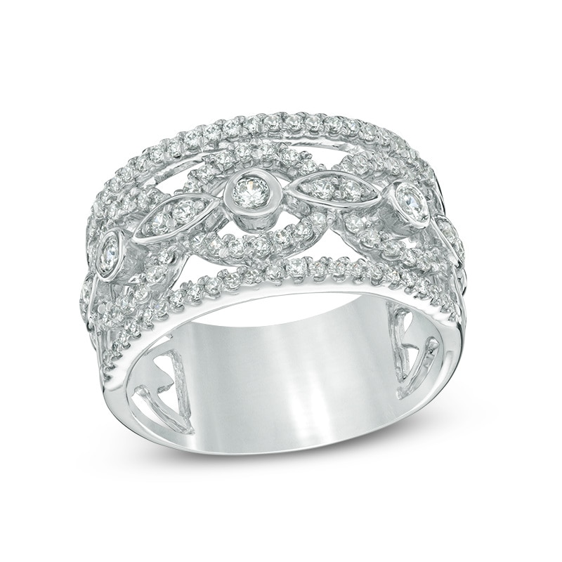 5/8 CT. T.W. Diamond Circle Link Band in 10K White Gold