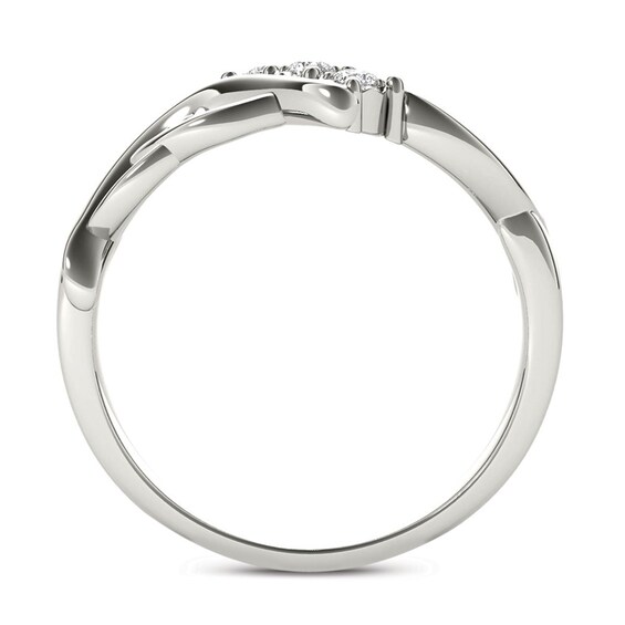 1/10 CT. T.w. Diamond Three Stone Bypass with Hearts Ring in 14K White Gold
