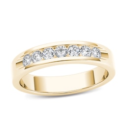 1/2 CT. T.W. Diamond Seven Stone Wedding Band in 14K Gold