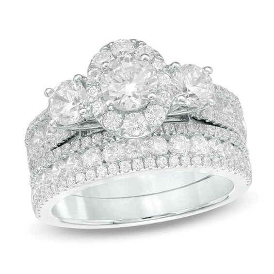 2-1/5 CT. T.w. Diamond Oval Frame Past Present Future® Bridal Set in 14K White Gold