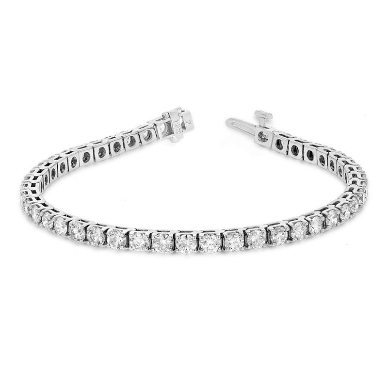 7 CT. T.W. Diamond Tennis Bracelet in 14K White Gold (I/I1)