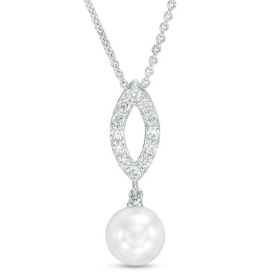 T.W. Diamond Pendant in 14K White Gold 